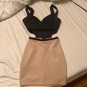 Foreign exchange body in dress xs